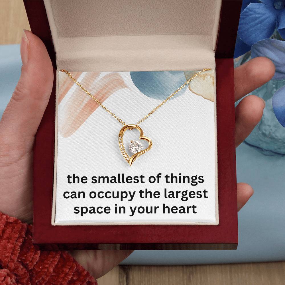 New Mom Necklace – Expecting Mom Gift for Mother’s Day or Christmas – The Smallest Things Fill the Biggest Space in Your Heart