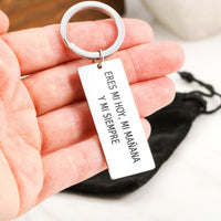 Load image into Gallery viewer, Regalos para Hombre - Llavero Personalizado para Esposo - Acero Inoxidable - Cumpleaños y Navidad
