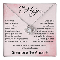 Load image into Gallery viewer, A Mi Hija Collar, Regalo Para Mi Hija de Mamá y Papá, Collar Nudo de Amor - Spanish Daughter Gift
