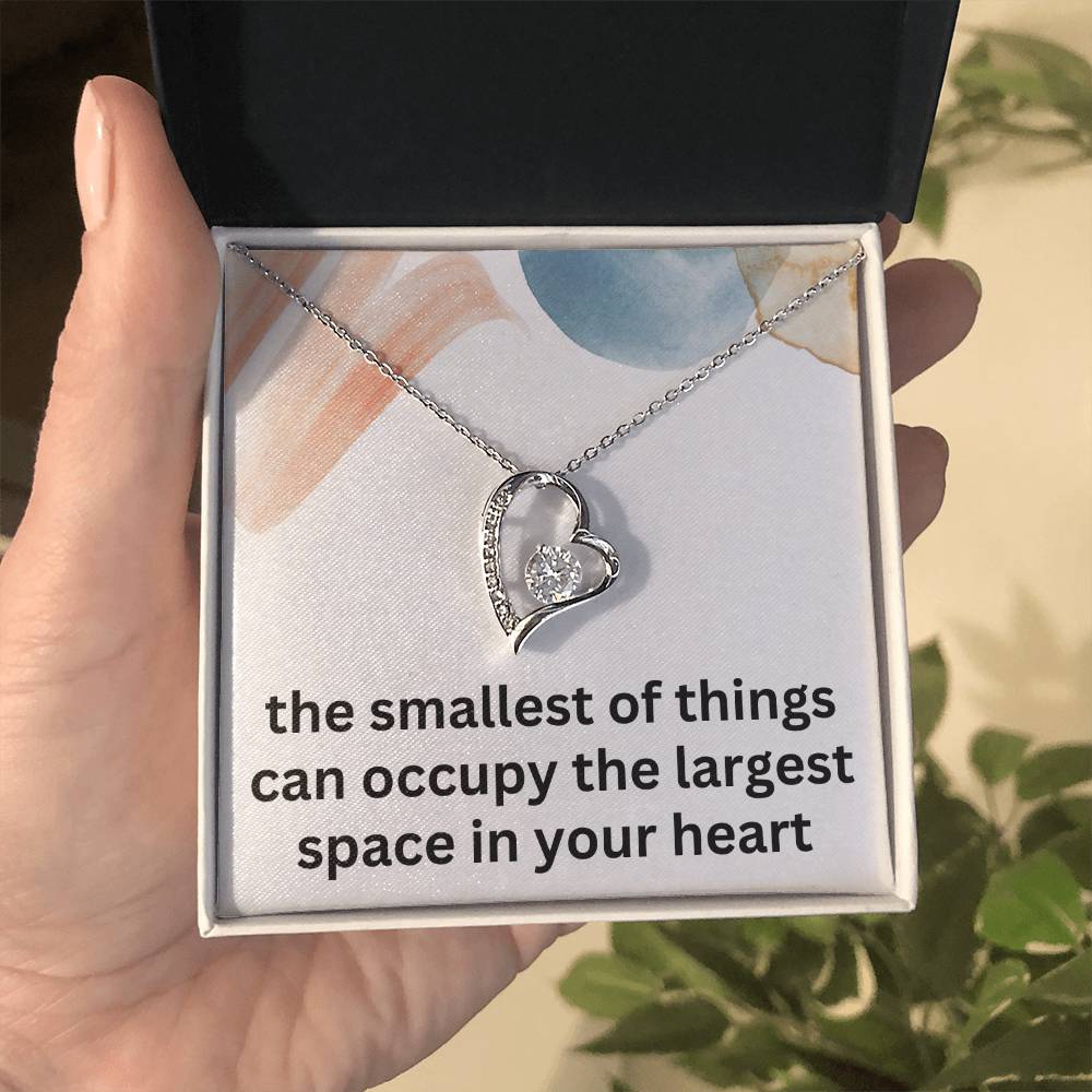 New Mom Necklace – Expecting Mom Gift for Mother’s Day or Christmas – The Smallest Things Fill the Biggest Space in Your Heart